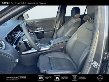 Photo 40 Mercedes GLA  180 d 8G-DCT