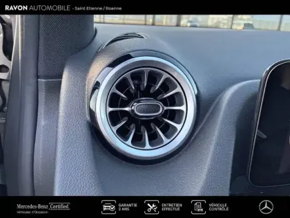 Photo 48 Mercedes GLA  180 d 8G-DCT