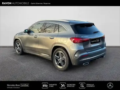 Photo 13 Mercedes GLA  180 d 8G-DCT