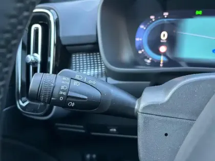 Photo 18 Volvo Xc40  B3 163 ch DCT7