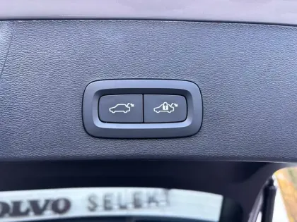 Photo 13 Volvo Xc40  B3 163 ch DCT7