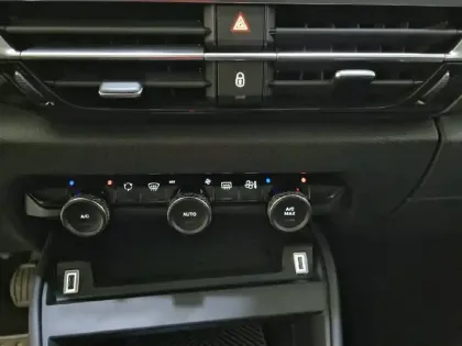 Photo 24 Citroën C4  PureTech 130 S&S BVM6