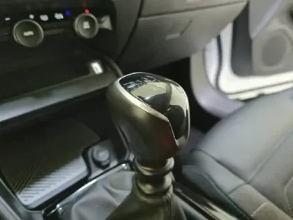 Photo 13 Citroën C4  PureTech 130 S&S BVM6