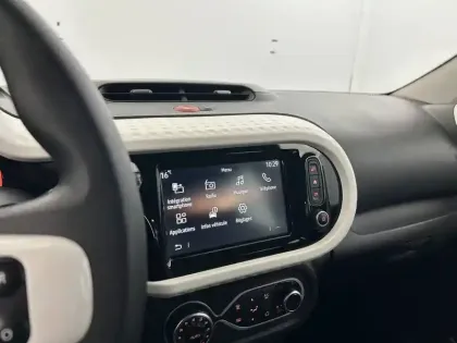 Photo 64 Renault Twingo  III SCe 65