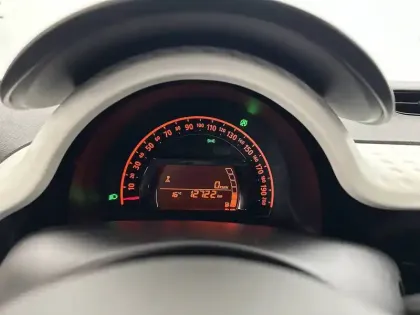 Photo 39 Renault Twingo Gén. III (C07) Ph2 NG Equilibre 5