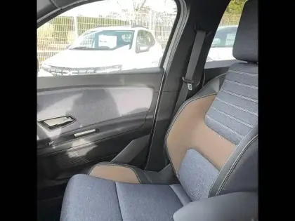 Photo 12 Renault 5 Renault  E-Tech Electrique 120 ch autonomie urbaine