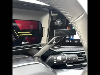 Photo 11 Renault 5 Renault  E-Tech Electrique 120 ch autonomie urbaine