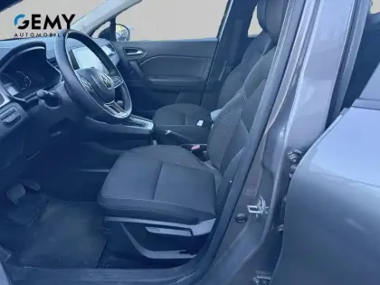 Photo 8 Renault Captur  E-Tech full hybrid 145