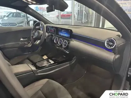 Photo 17 Mercedes Classe A  200 7G-DCT