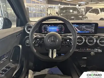 Photo 9 Mercedes Classe A  200 7G-DCT