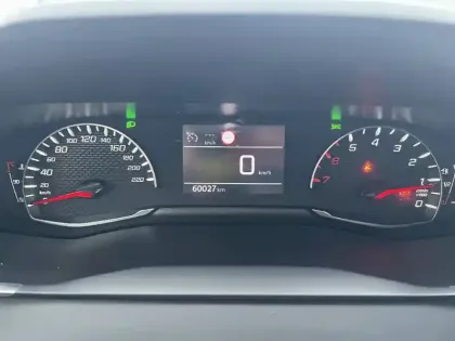 Photo 11 Peugeot 208  BlueHDi 100 S&S BVM6