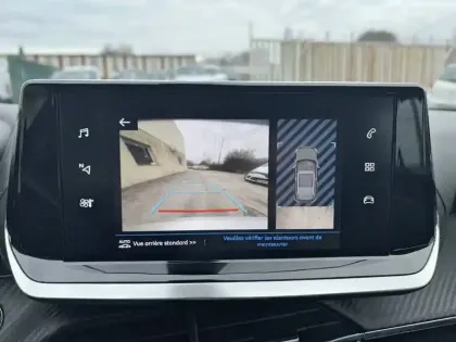 Photo 20 Peugeot 2008  PureTech 130 S&S EAT8