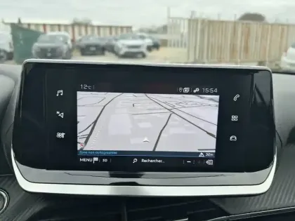 Photo 13 Peugeot 2008  PureTech 130 S&S EAT8