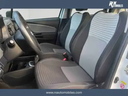 Photo 21 Toyota Yaris  70 VVT-i