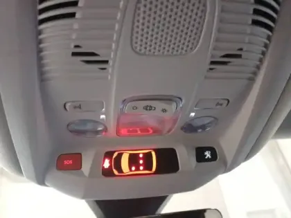 Photo 26 Peugeot 3008  Hybrid 225 e-EAT8