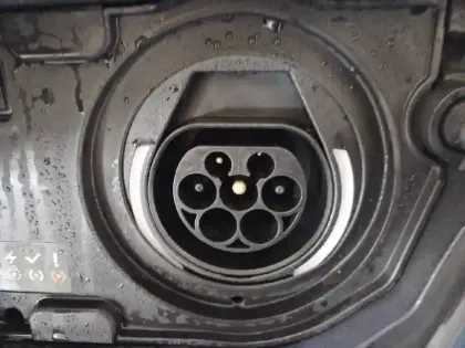 Photo 34 Peugeot 3008  Hybrid 225 e-EAT8