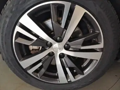 Photo 12 Peugeot 3008  Hybrid 225 e-EAT8