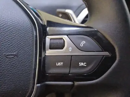 Photo 29 Peugeot 3008  Hybrid 225 e-EAT8