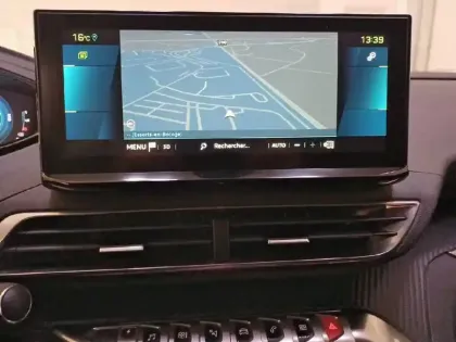 Photo 18 Peugeot 3008  Hybrid 225 e-EAT8