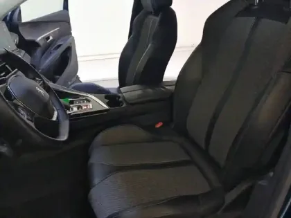 Photo 10 Peugeot 3008  Hybrid 225 e-EAT8