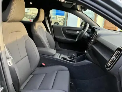 Photo 16 Volvo C40 E Single Extended Range 252 ch 1EDT