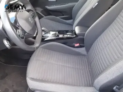 Photo 8 Peugeot 208  Electrique 50 kWh 136ch