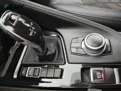 Photo 65 BMW X1 Gén. II (F48) Ph2 xLine 5