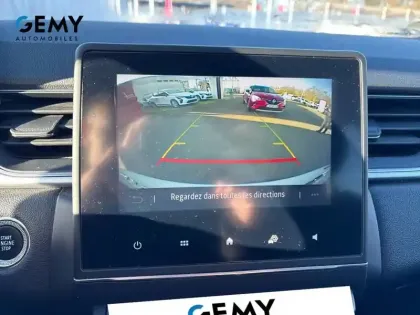 Photo 22 Renault Captur  E-Tech full hybrid 145