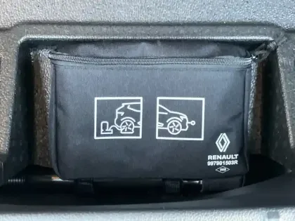 Photo 23 Renault Austral  mild hybrid 160 auto GSR2