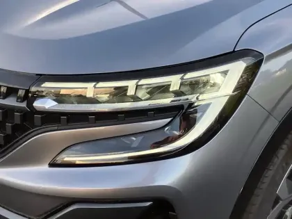 Photo 27 Renault Austral  mild hybrid 160 auto GSR2