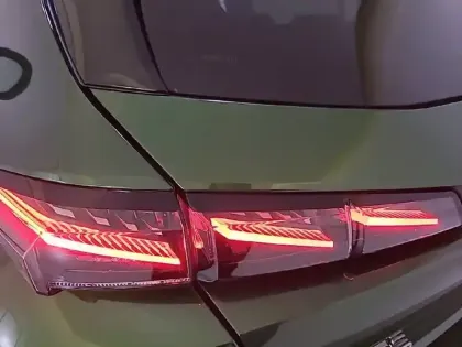 Photo 16 Peugeot 308 Gén. III Ph1 GT 5