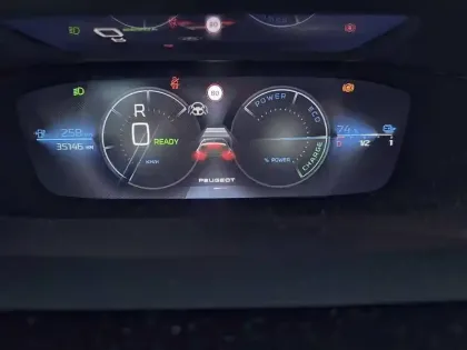 Photo 21 Peugeot 308  Electrique 54 kWh 156ch