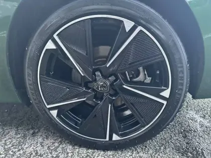 Photo 12 Peugeot 308  Electrique 54 kWh 156ch