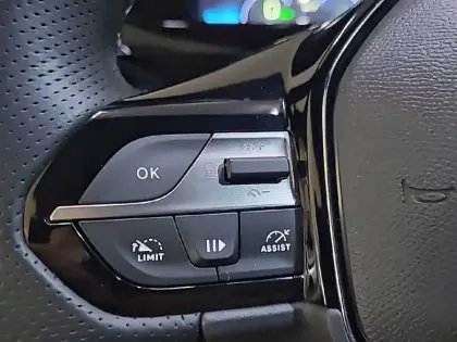 Photo 28 Peugeot 308 Gén. III Ph1 GT 5