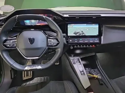 Photo 7 Peugeot 308 Gén. III Ph1 GT 5