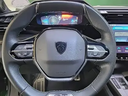 Photo 8 Peugeot 308 Gén. III Ph1 GT 5