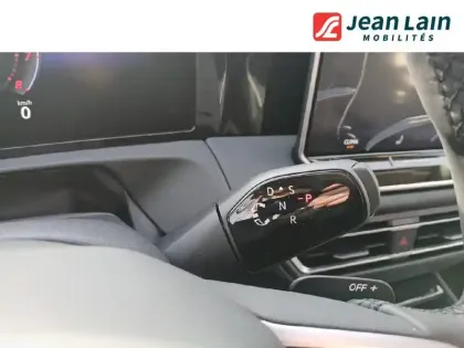 Photo 12 Volkswagen Tiguan  1.5 eTSI 150ch DSG7