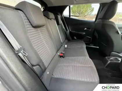 Photo 39 Peugeot 2008  BlueHDi 110 S&S BVM6