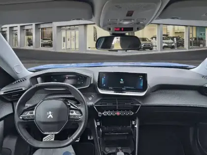 Photo 7 Peugeot 2008  Electrique 136 ch