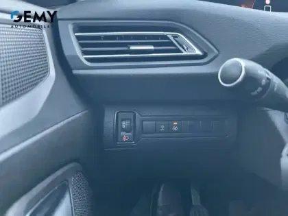 Photo 19 Peugeot 308  PureTech 110ch S&S BVM6