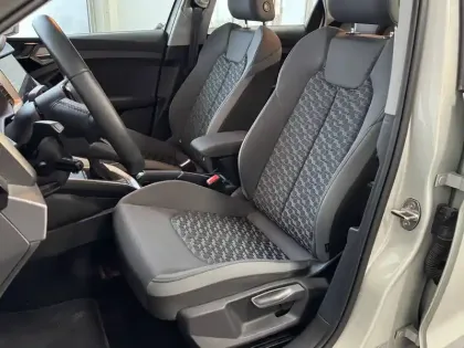 Photo 5 Audi A1  Sportback 30 TFSI 116 ch S tronic 7