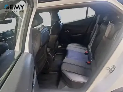 Photo 41 Peugeot 2008  PureTech 130 S&S EAT8