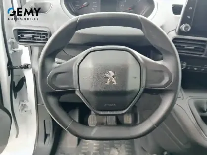 Photo 12 Peugeot Partner  FOURGON STANDARD 650 KG BLUEHDI 100 S&S BVM6