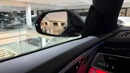 Photo 29 Audi Q8  60 TFSI e 490 Tiptronic 8 quattro