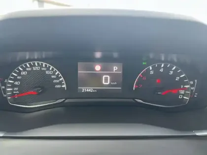 Photo 11 Peugeot 208  PureTech 100 S&S EAT8