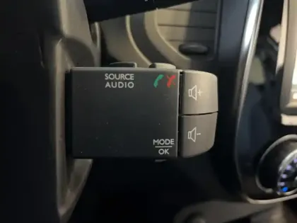 Photo 13 Renault Captur  TCe 90