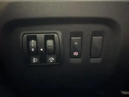 Photo 24 Renault Captur  TCe 90