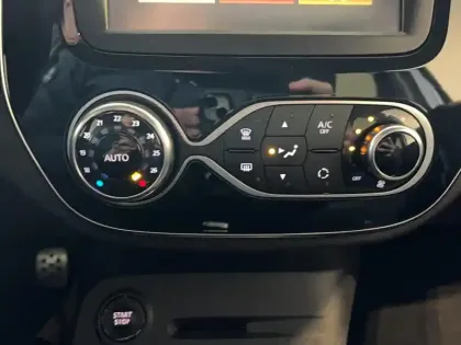 Photo 21 Renault Captur  TCe 90