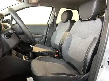 Photo 6 Renault Captur  TCe 90