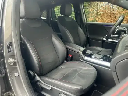 Photo 30 Mercedes GLA  200 d 8G-DCT